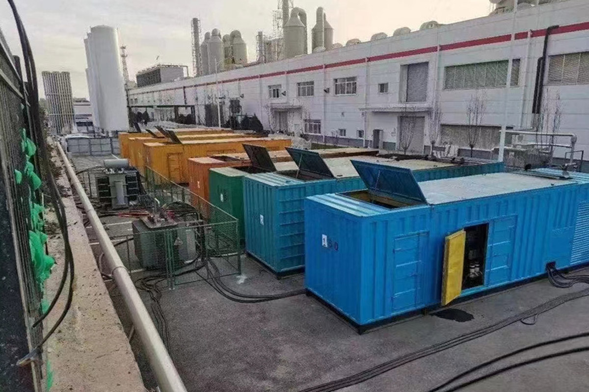 普安发电机租赁施工现场